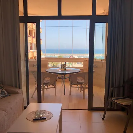 Vista Al Mar Palmeras Фуэнхирола